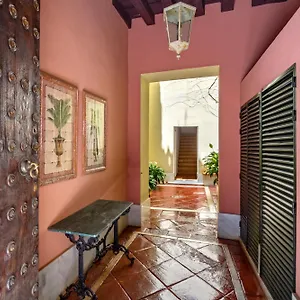 Museum Duplex And Patios, Historical Center, 8 Pax Seville